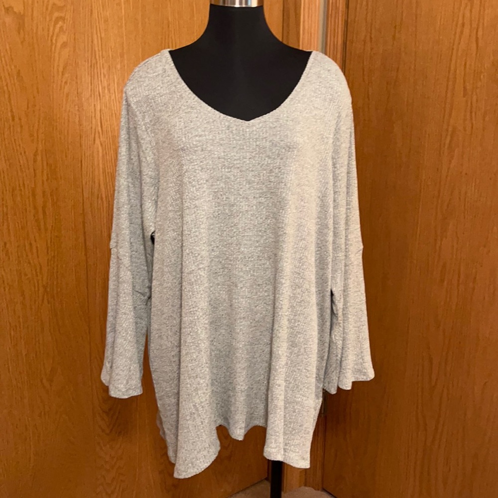 H by Halston 3X lightweight gray sweater!